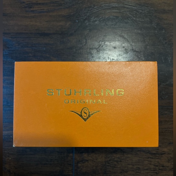 Stürling Watch - Picture 2 of 3
